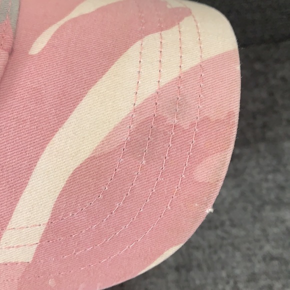 Hunter's Specialties Supports Breast Cancer Baseball Hat Women's OSFA Pink Camo - Picture 10 of 14